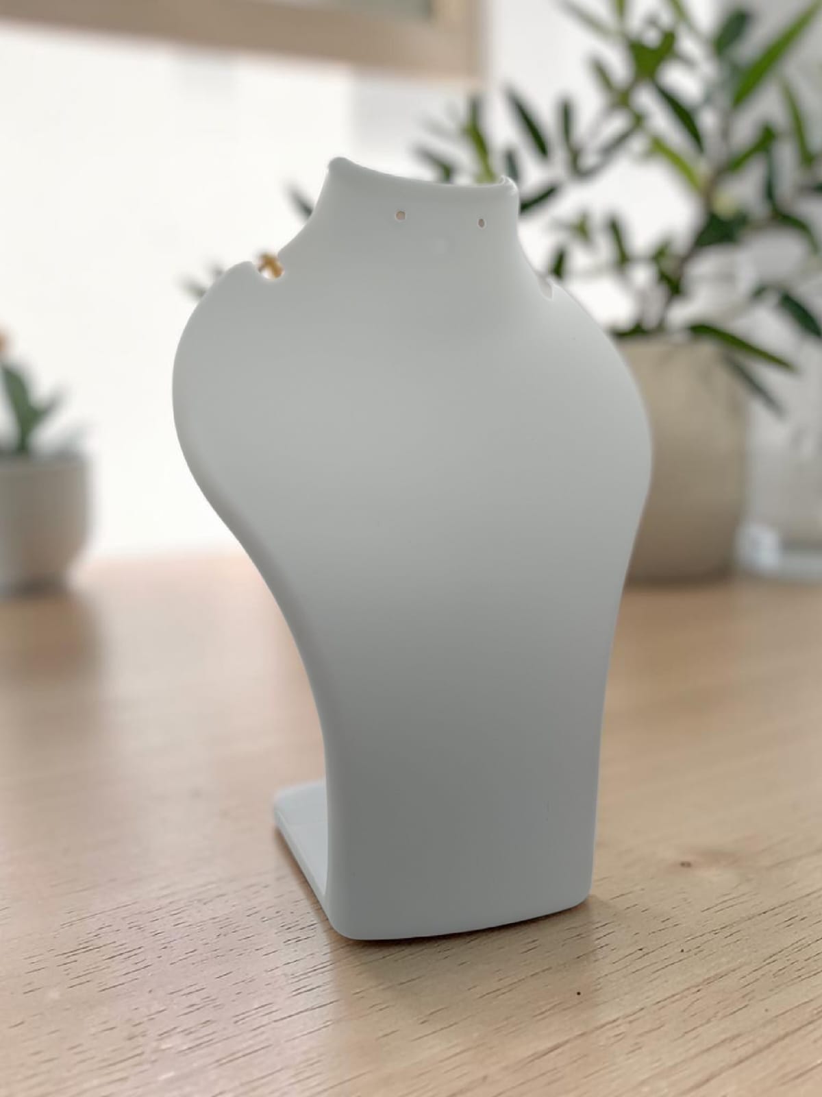 White Acrylic Necklace Display Stand | Jewelry Bust Display Holder | 8 Inch Height | Pendant & Chain Showcase Stand pack of 6